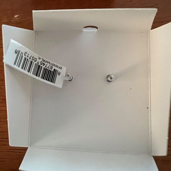 🆕 Disney Mickey The True Original April Birthstone Studded Earrings - Picture 5 of 6